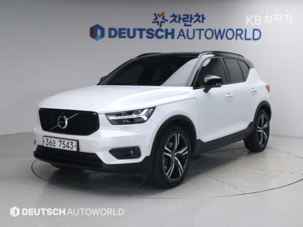 فولفو XC40
