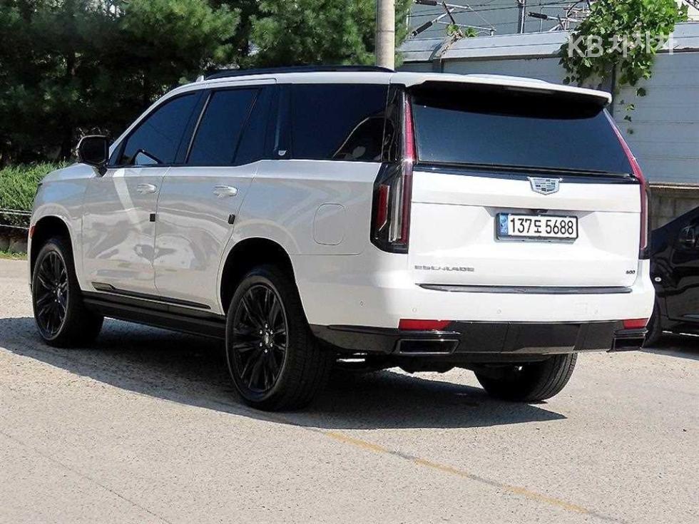 Cadillac Escalade Sport Platinum — фото 3