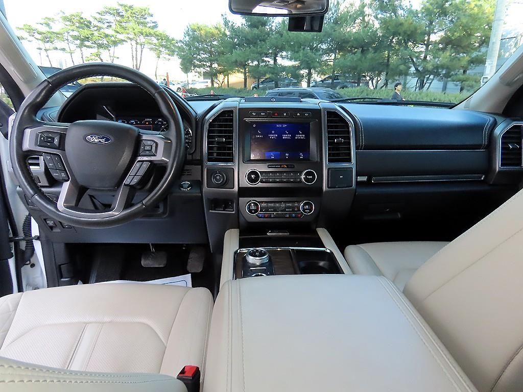 Ford Expedition — miniaturë 7