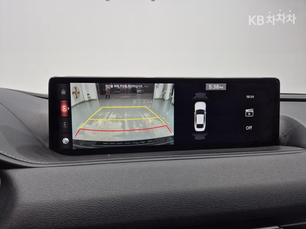 Genesis G80 — miniaturë 11