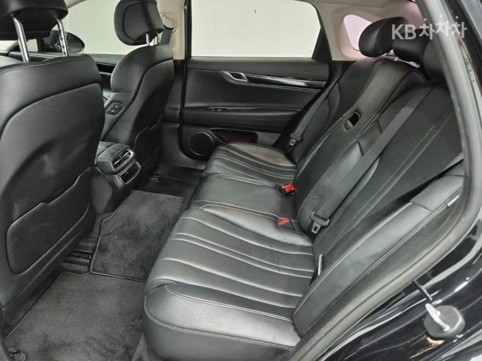 Genesis G80 — miniaturë 15