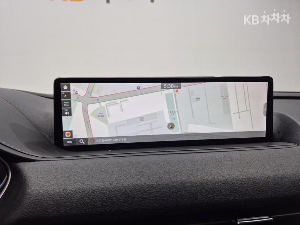 Genesis G80 — miniaturë 10