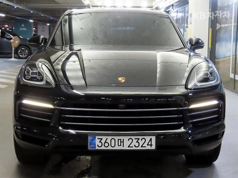 Porsche Cayenne BASE MODEL — фото 2