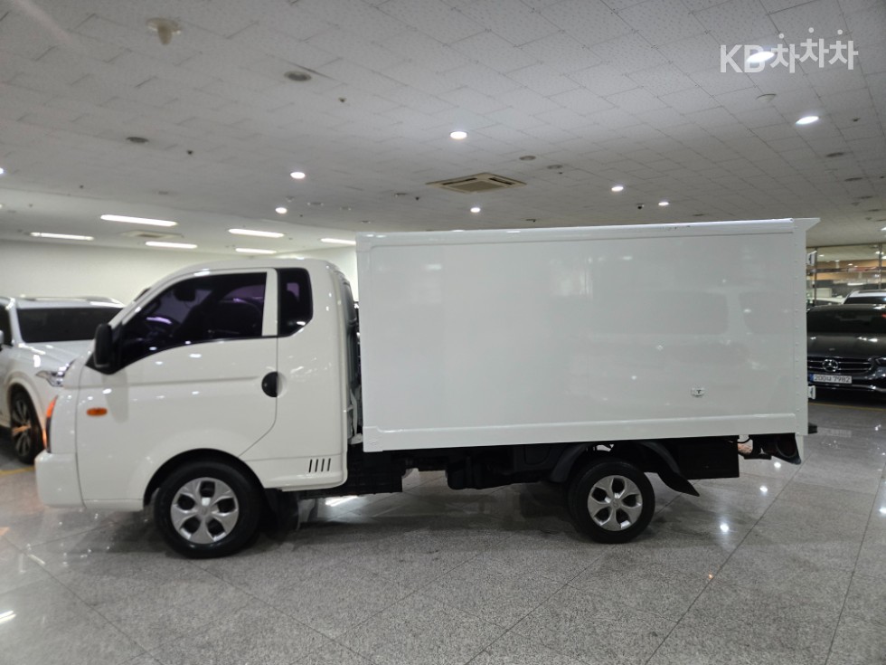 Hyundai Regular Cab SUP — фото 4