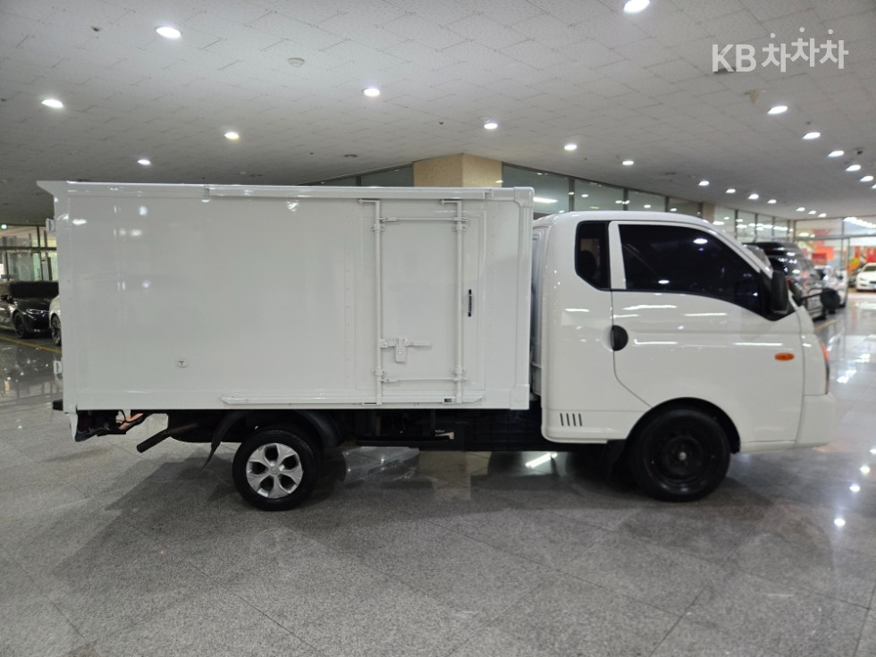 Hyundai Regular Cab SUP — фото 3