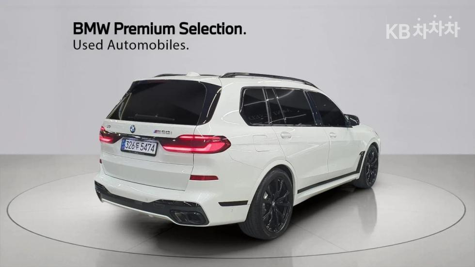 BMW X7 M Sport Pro — фото 2