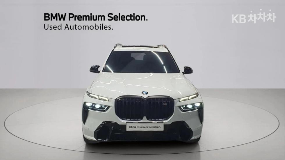 BMW X7 M Sport Pro — фото 3
