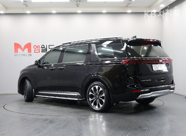 Kia Carnival SIGNATURE — фото 3