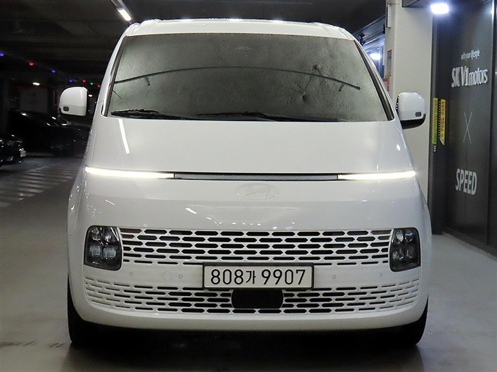 Hyundai Staria — фото 2