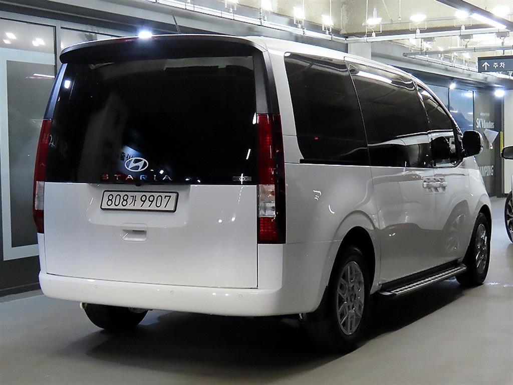 Hyundai Staria — фото 4