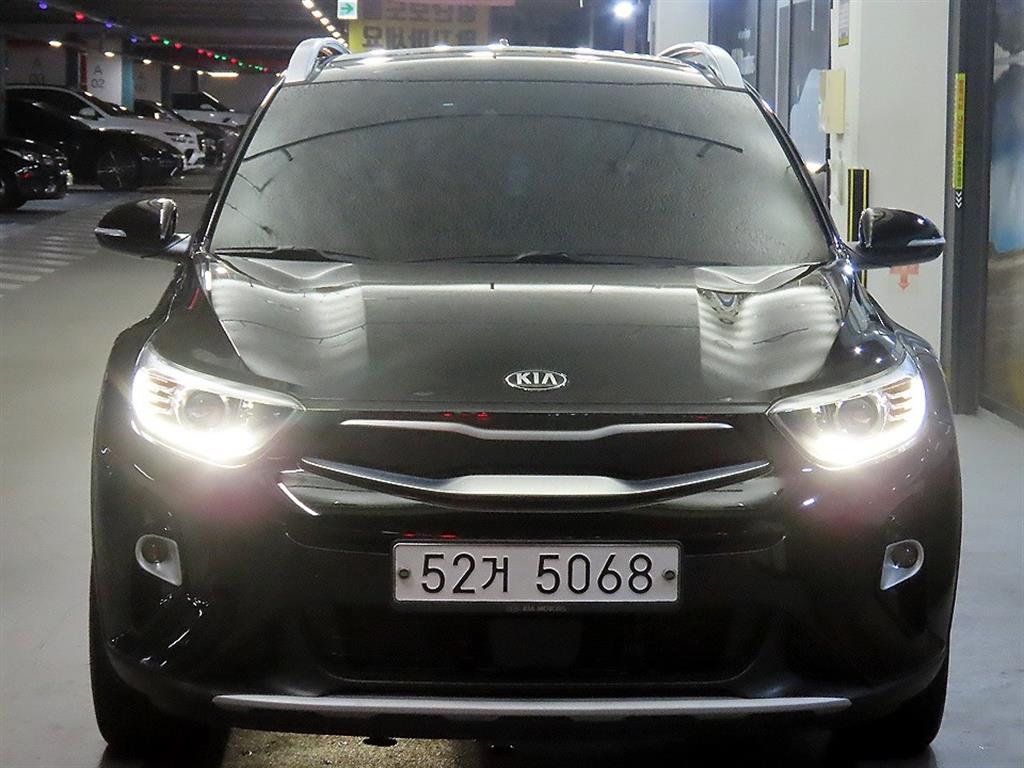 Kia Stonic PRESTIGE — фото 2