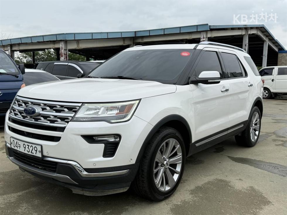 Ford Explorer Limited — фото 2
