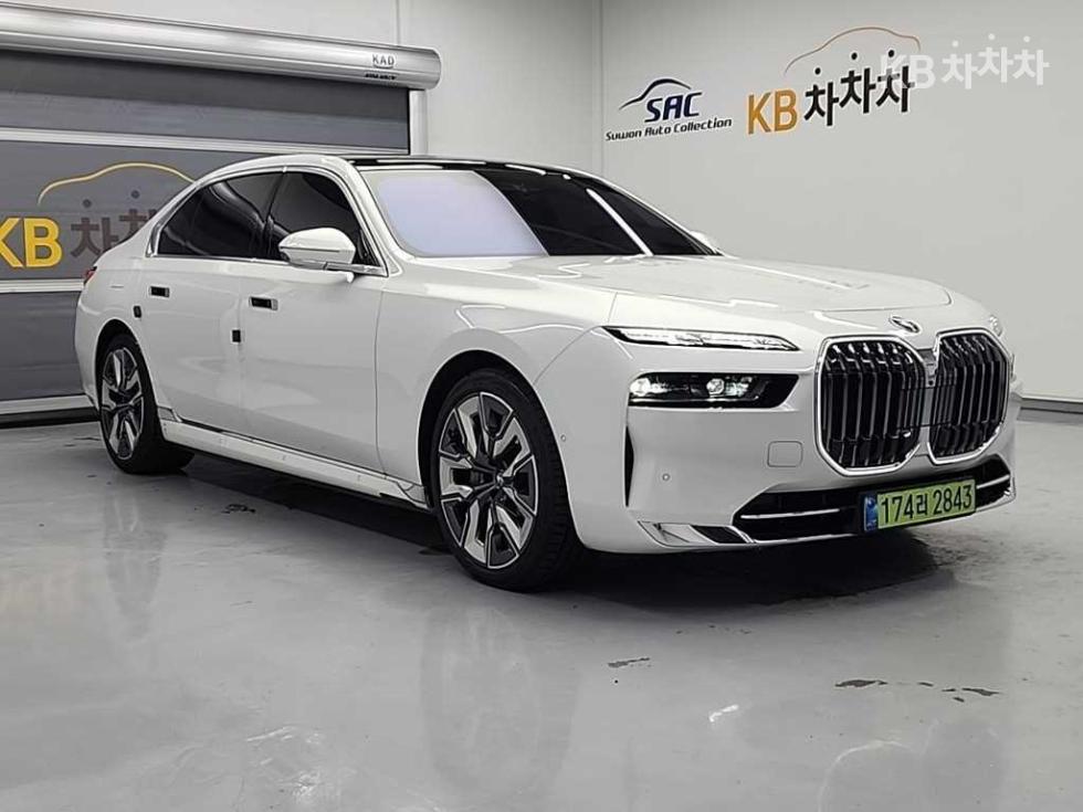 BMW 7 Series DPE Executive — фото 3