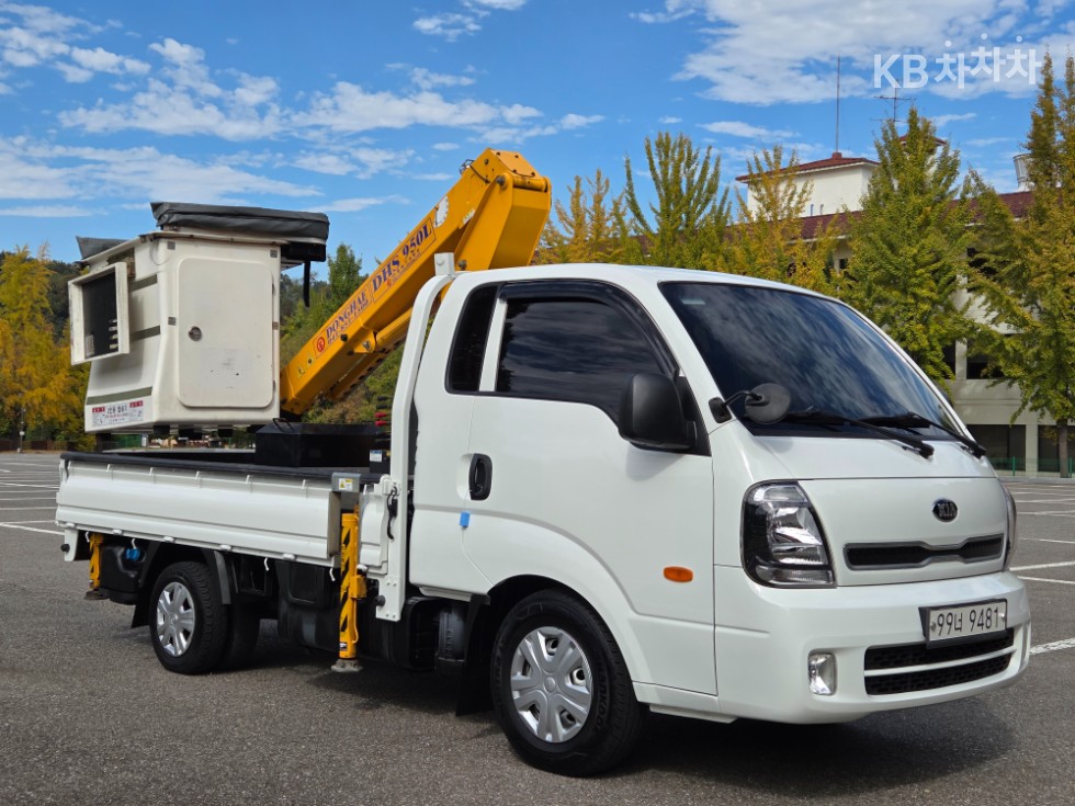 Kia BASE MODEL — фото 2