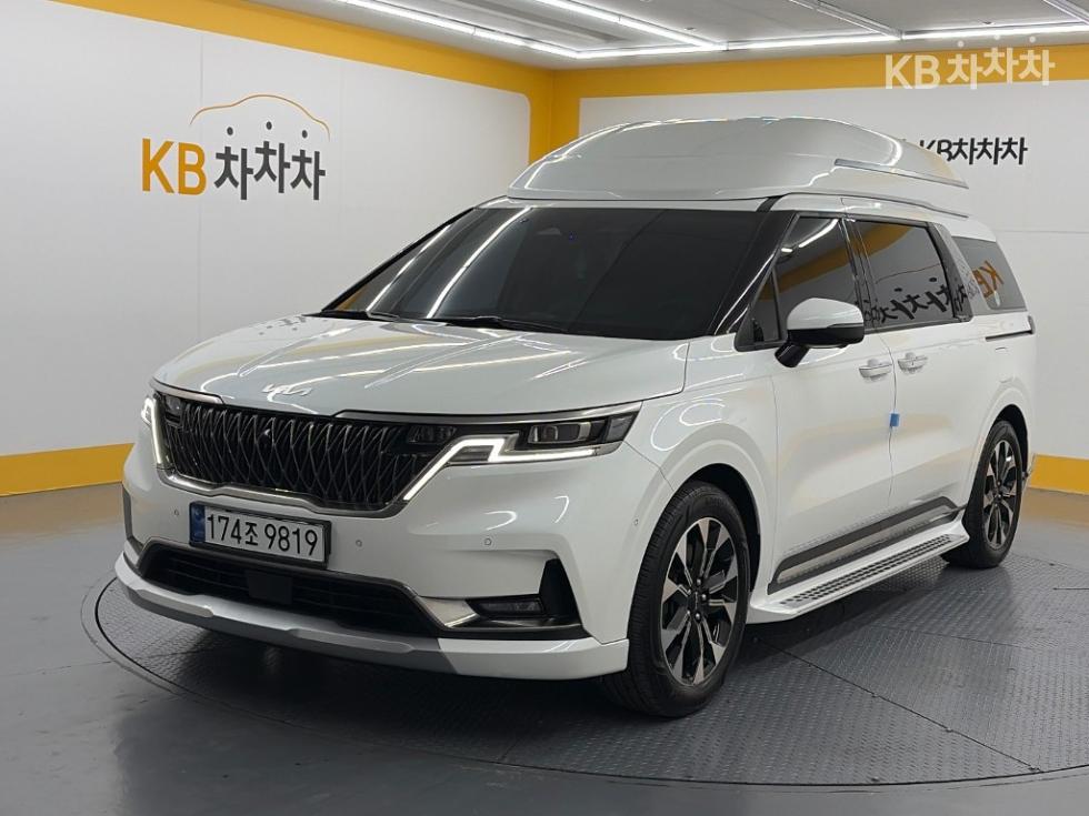 Kia Carnival SIGNATURE — фото 1