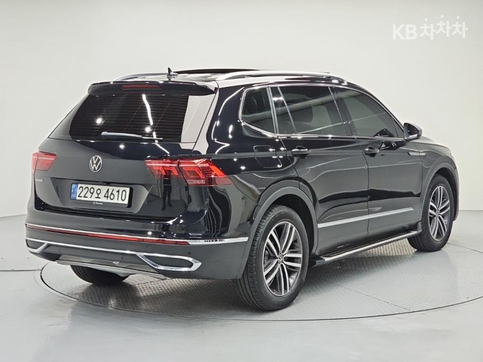 Volkswagen Tiguan Prestige — фото 4