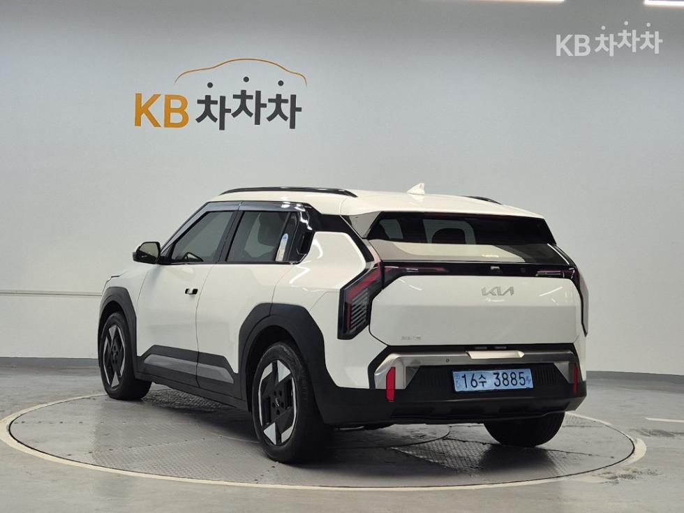 Kia EV3 — фото 2