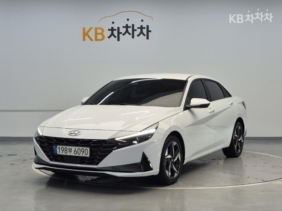 Hyundai Avante — фото 1
