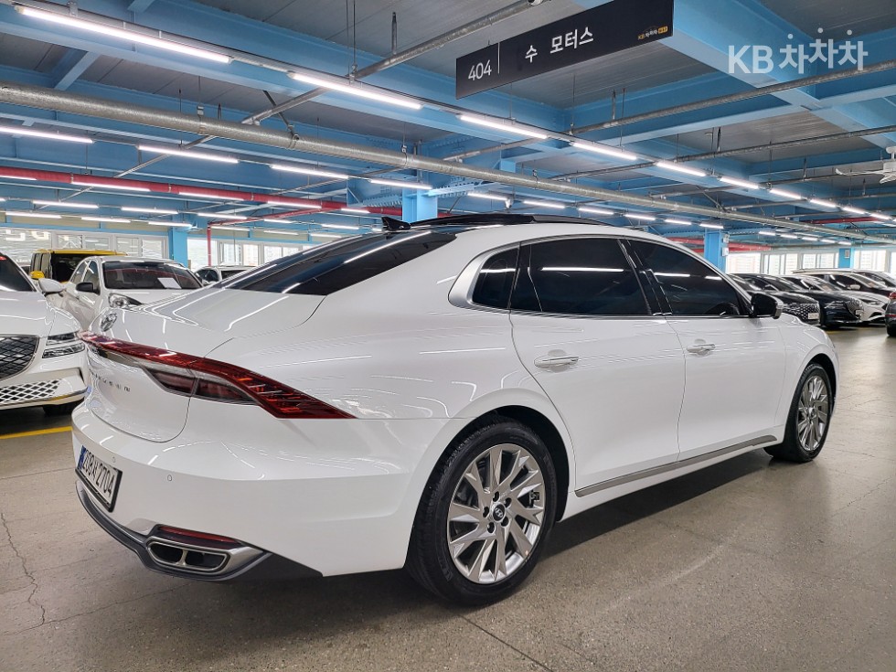 Hyundai Grandeur CALLIGRAPHY — фото 4