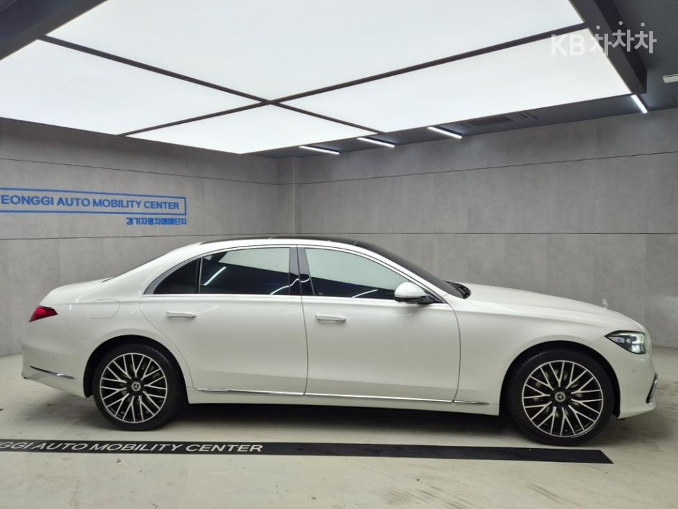 Mercedes-Benz S-Class BASE MODEL — фото 2