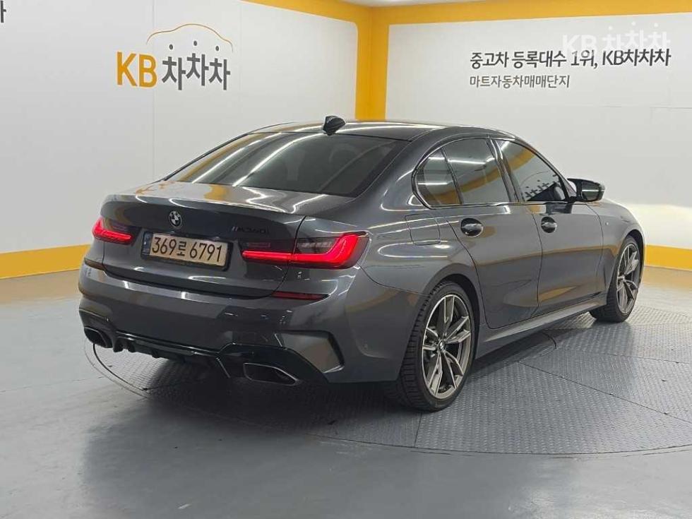 BMW 3 Series BASE MODEL — фото 4