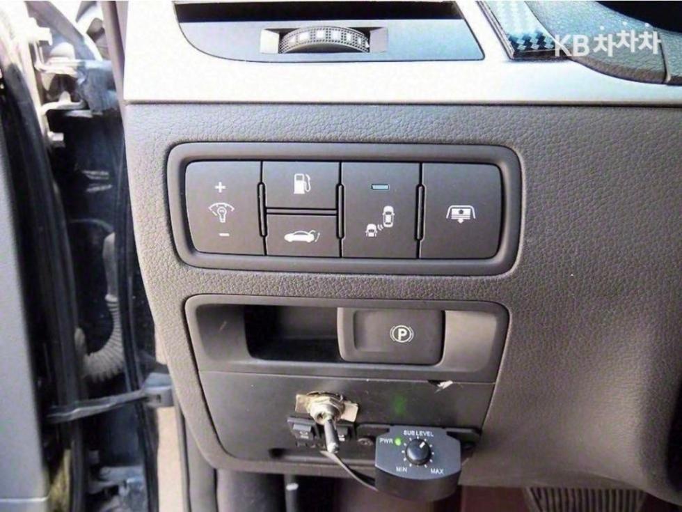 Kia Carnival SIGNATURE — фото 1
