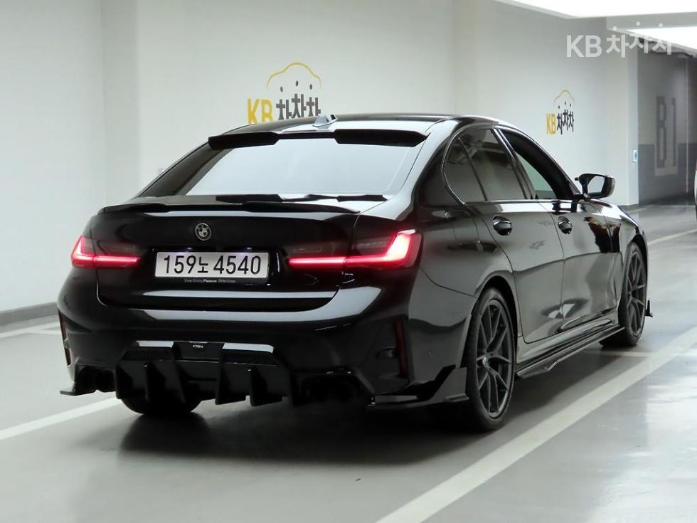 BMW 3 Series BASE MODEL — фото 4