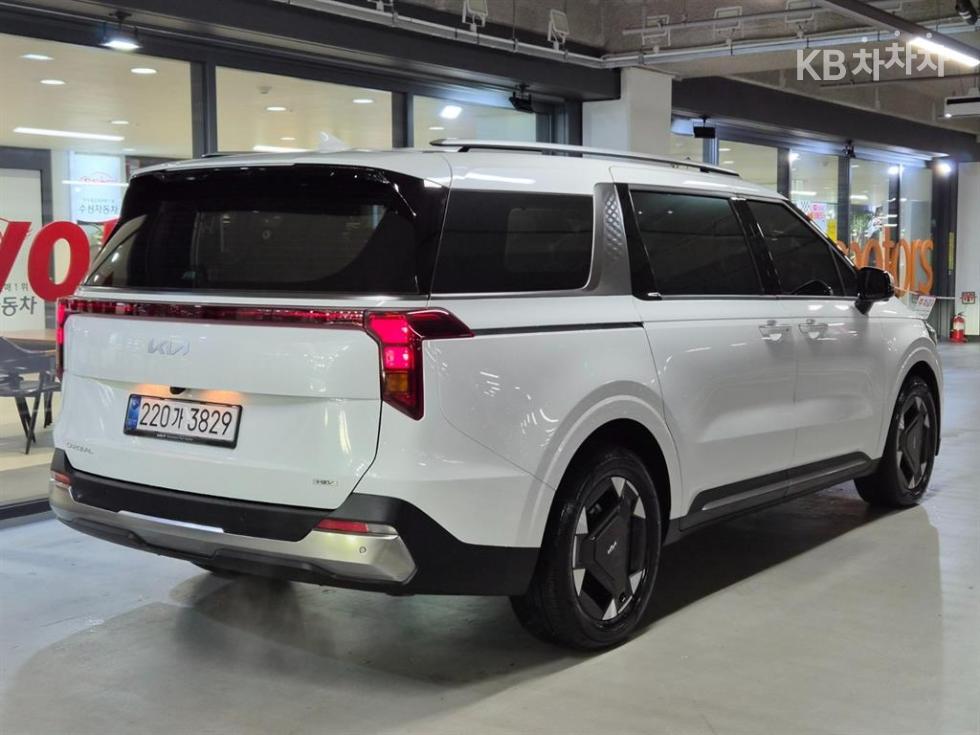 Kia Carnival NOBLESSE — фото 4