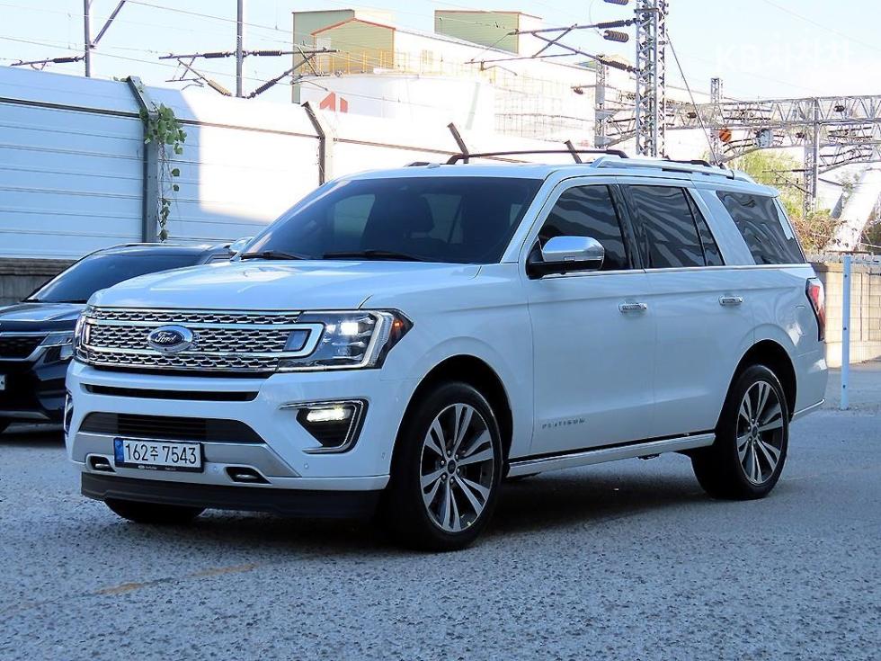 Ford Expedition Platinum — фото 2