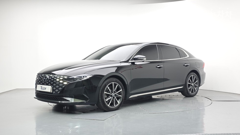 Hyundai Grandeur EXCLUSIVE — фото 1