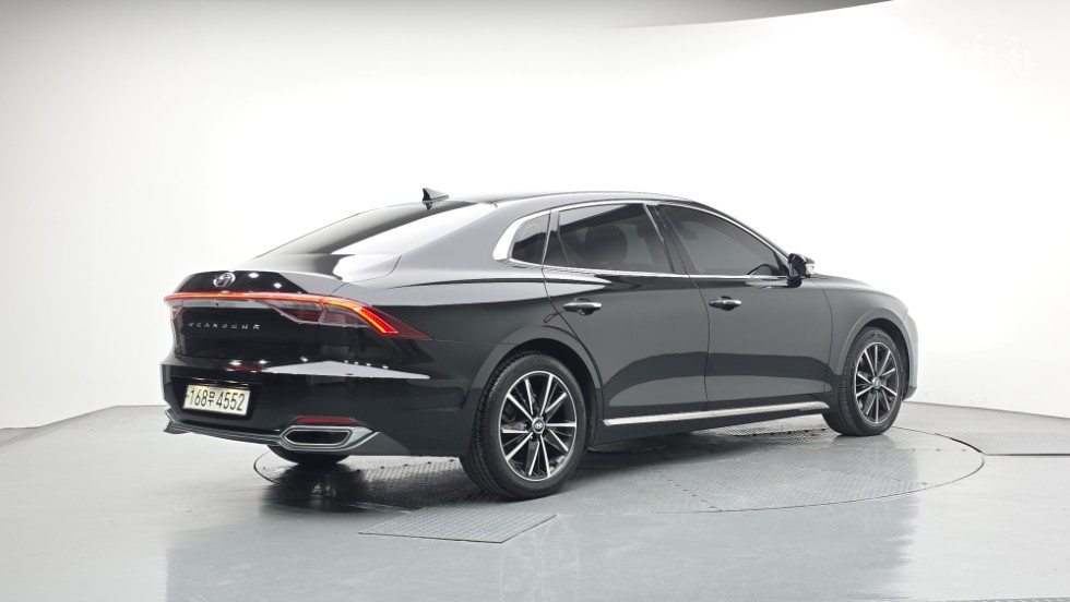 Hyundai Grandeur EXCLUSIVE — фото 2