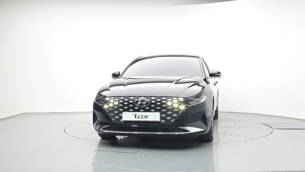 Hyundai Grandeur EXCLUSIVE — фото 3