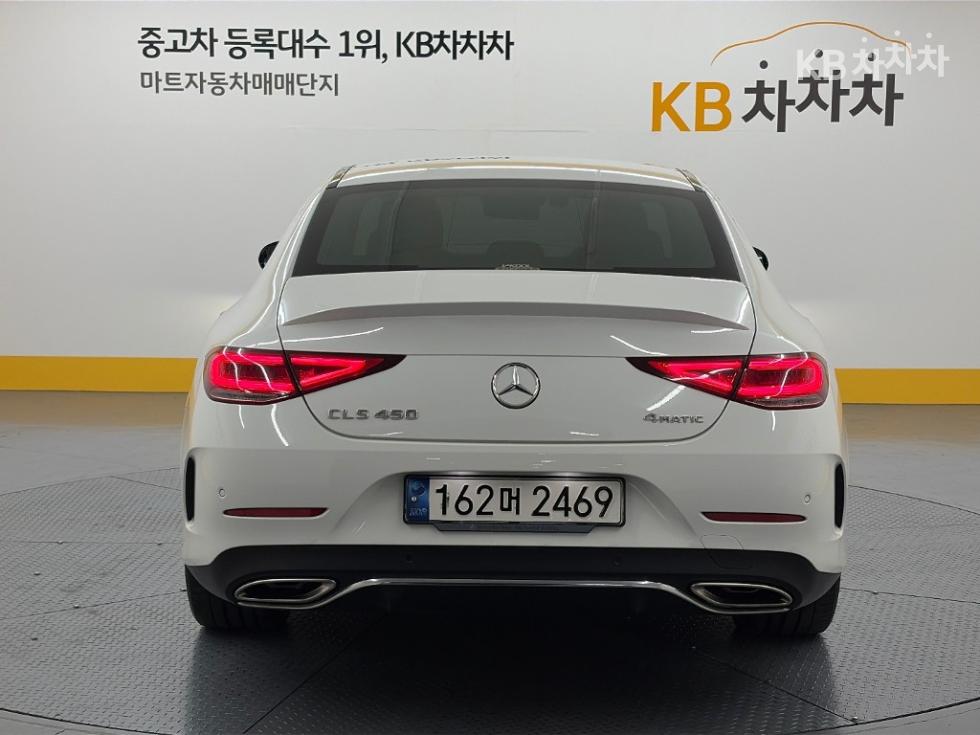 Mercedes-Benz CLS-Class AMG Line — фото 3