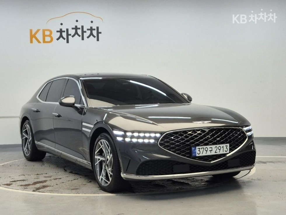 Genesis G90 BASE MODEL — фото 4