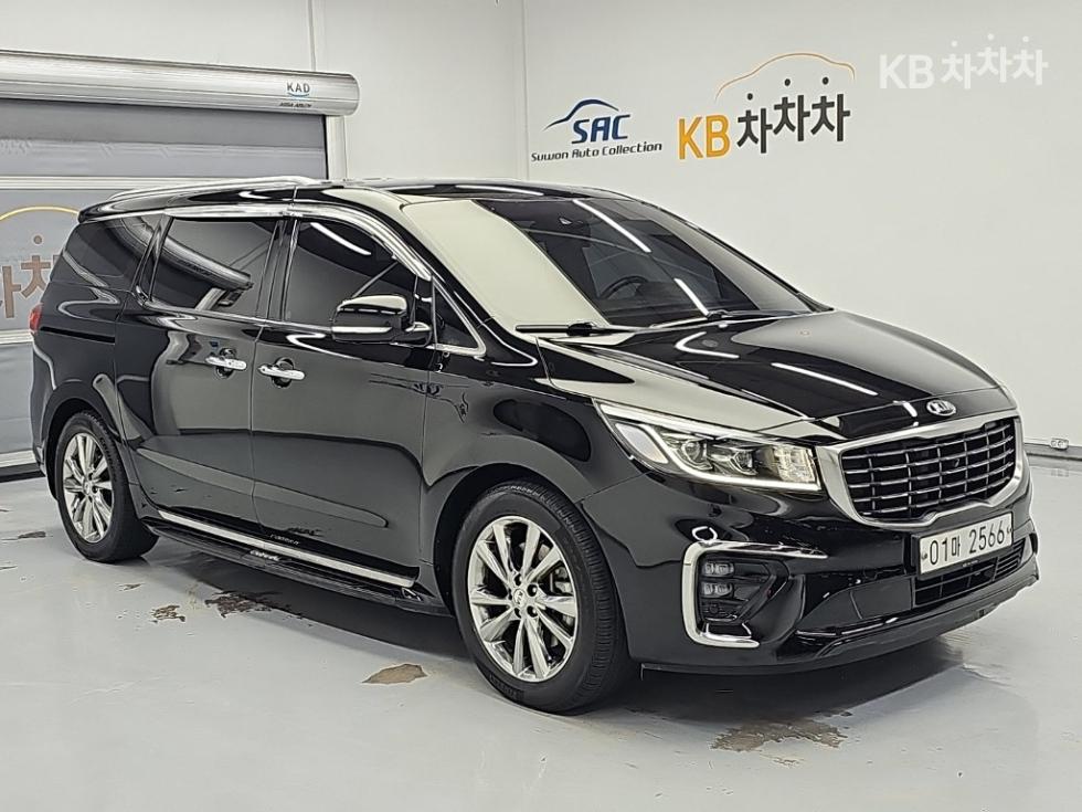 Kia Carnival Noblesse Special — фото 4