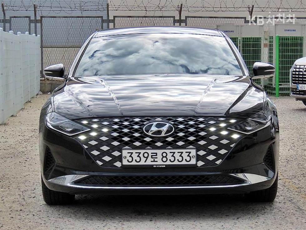 Hyundai Grandeur EXCLUSIVE — фото 1