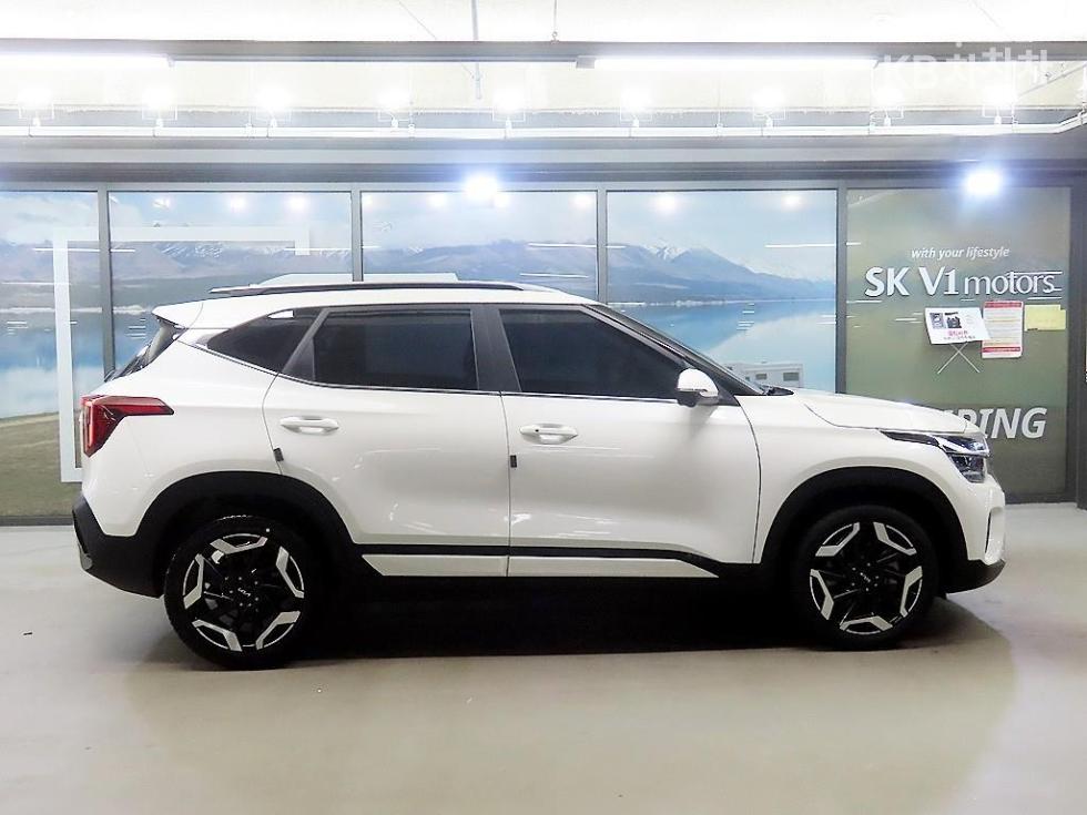 Kia Seltos SIGNATURE — фото 4