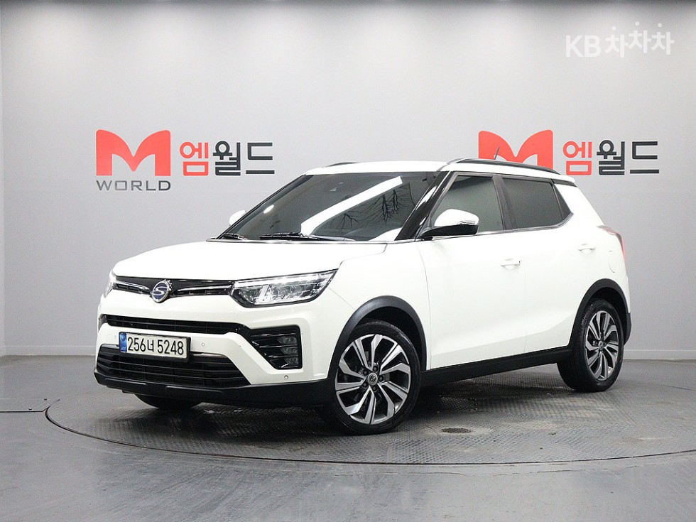 KG Mobility Tivoli BASE MODEL — фото 1