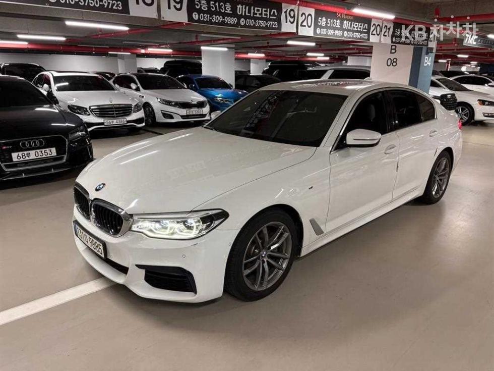 BMW 5 Series M Sport Package Plus — фото 3