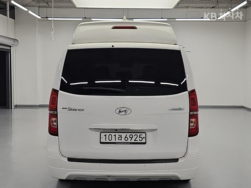 Hyundai Starex EXCLUSIVE — фото 3