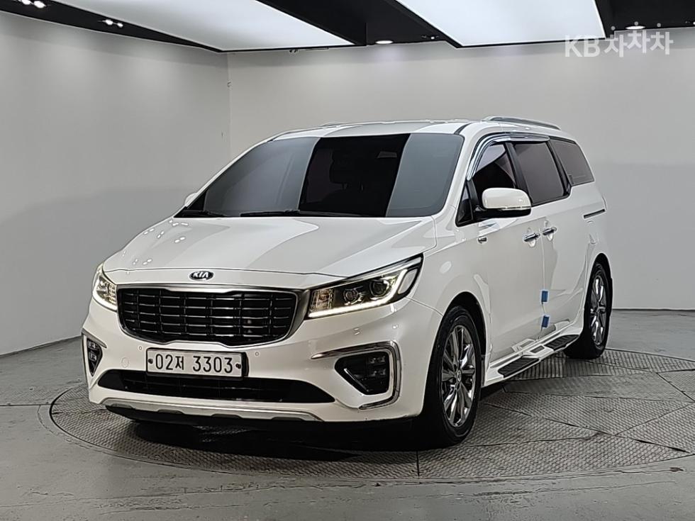 Kia Carnival LUXURY — фото 1