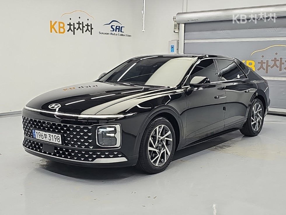 Hyundai Grandeur EXCLUSIVE — фото 1