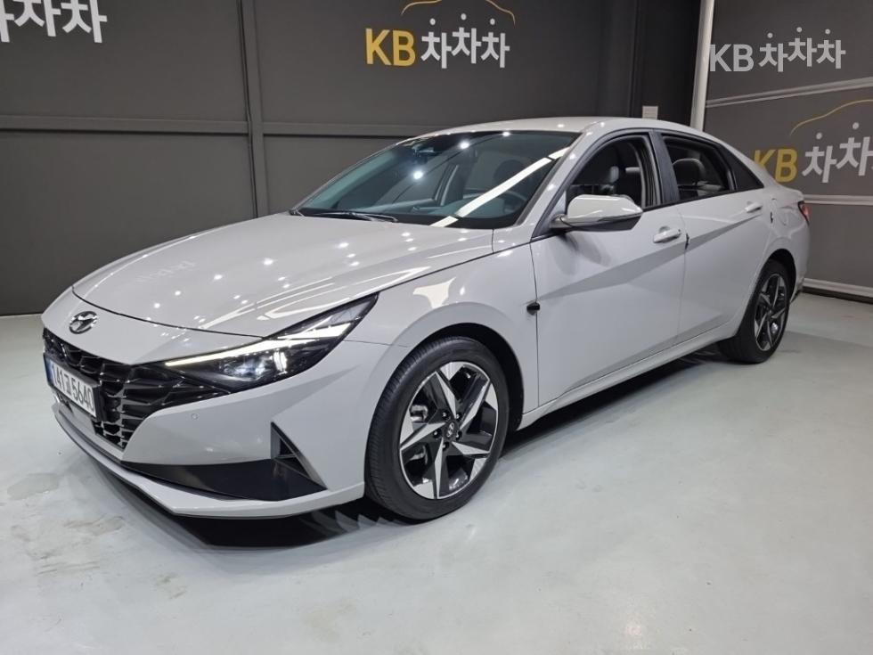 Hyundai Avante — фото 2