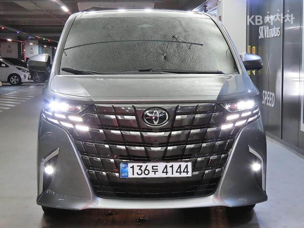 Toyota ALPHARD BASE MODEL — фото 2