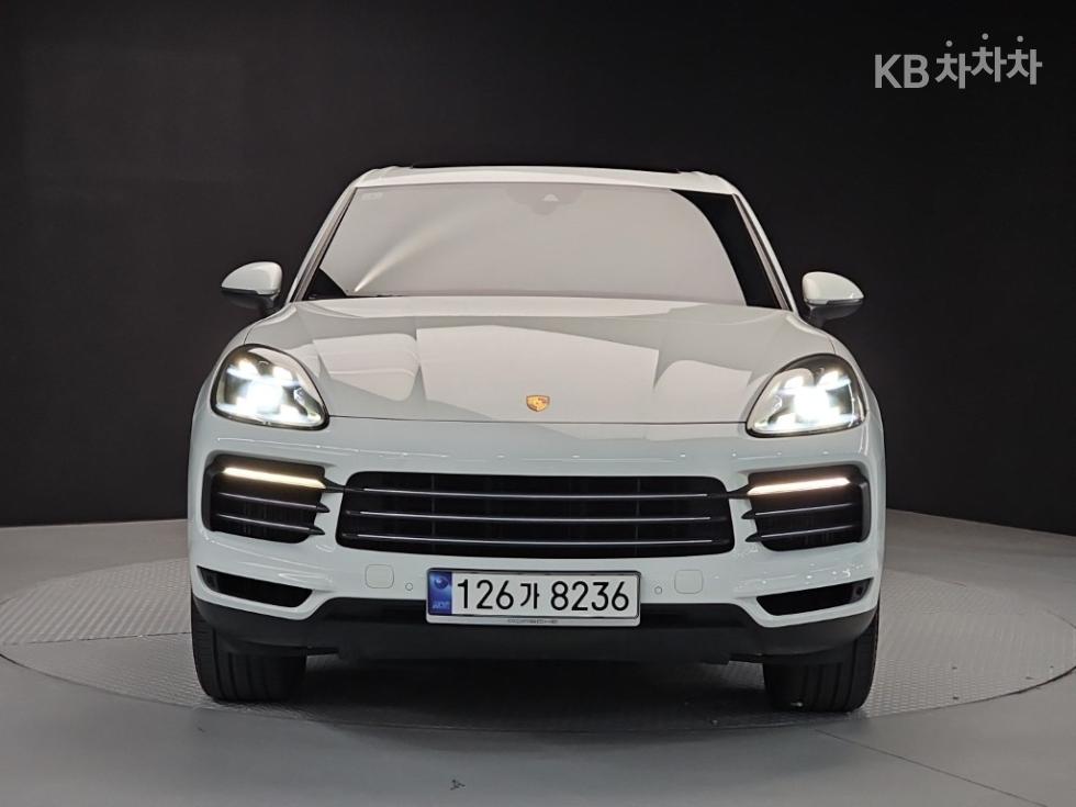 Porsche Cayenne BASE MODEL — фото 2