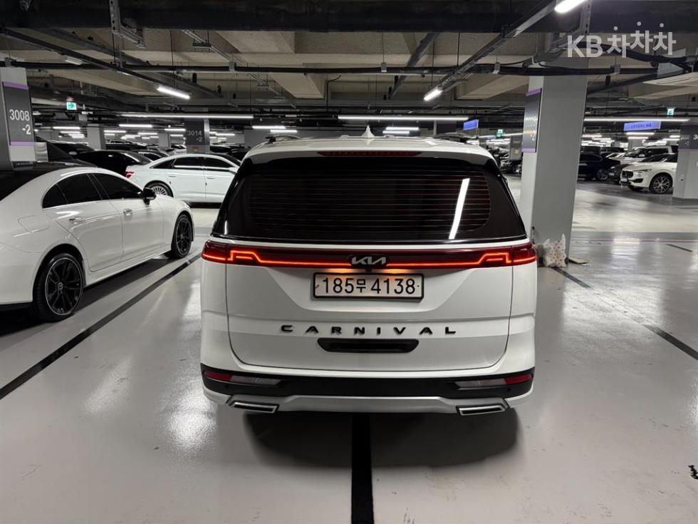 Kia Carnival PRESTIGE — фото 3