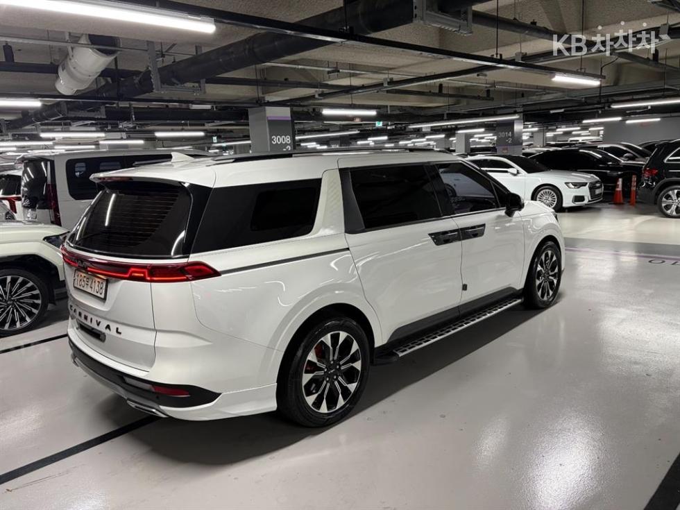 Kia Carnival PRESTIGE — фото 4
