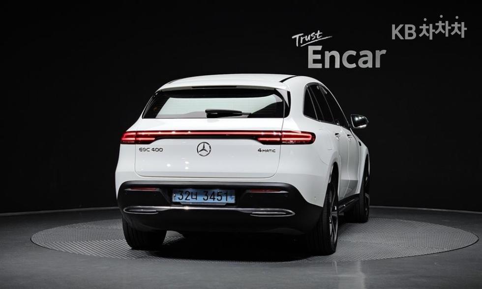 Mercedes-Benz EQC - — фото 4