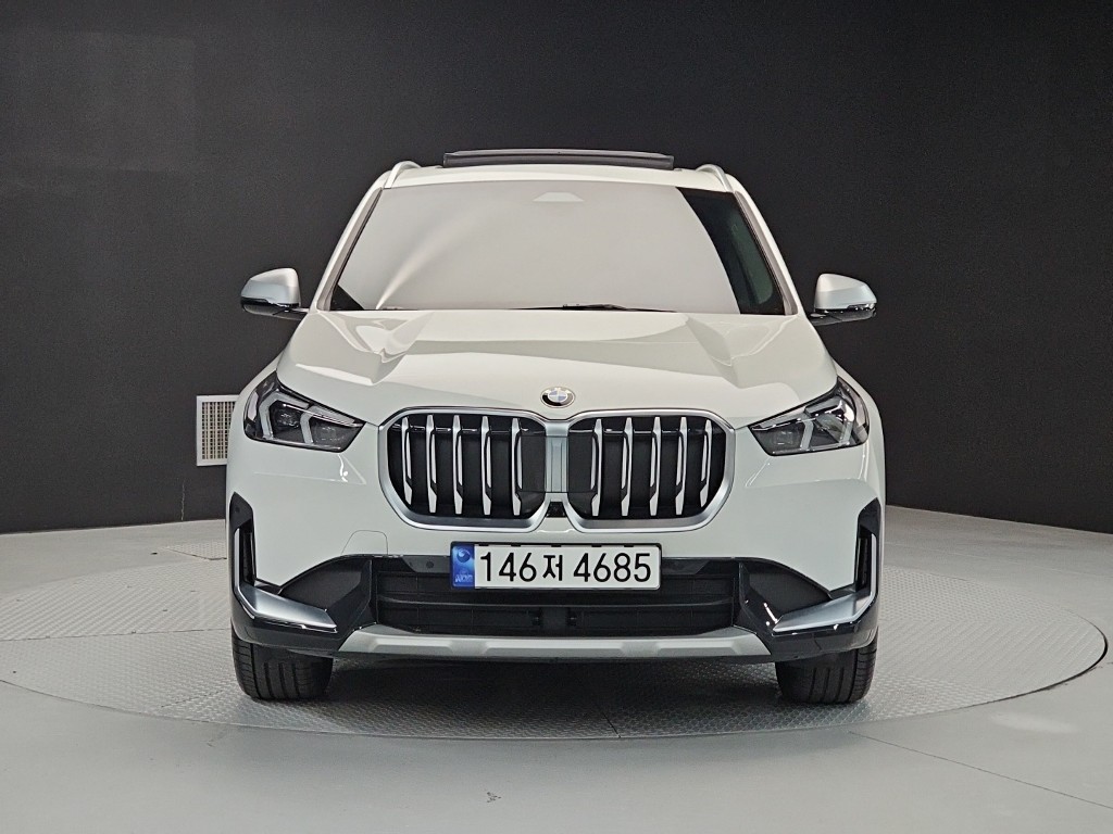 BMW X1 xLine — фото 2