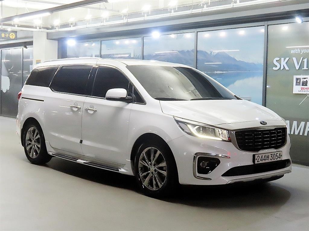 Kia Carnival PRESTIGE — фото 1
